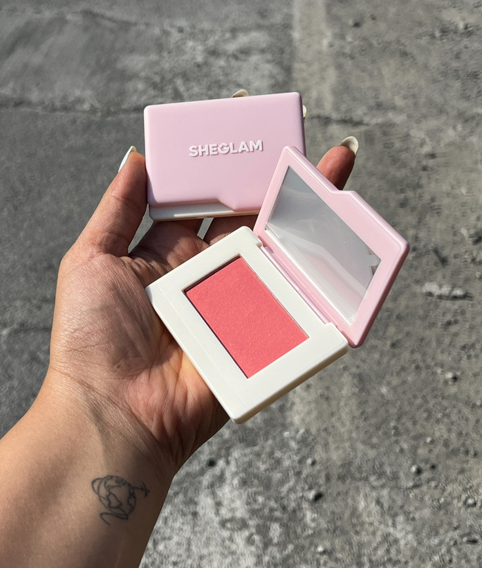 رژگونه شیگلم مدل Dream touch